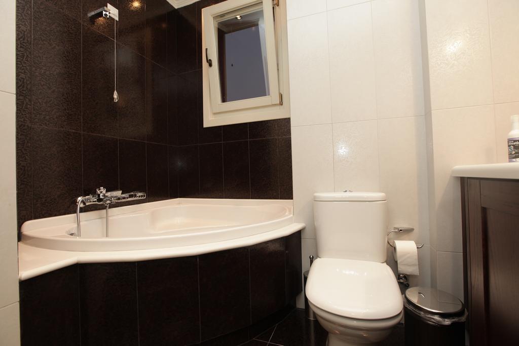 Avgerinos Hotel Kampochora  Bilik gambar