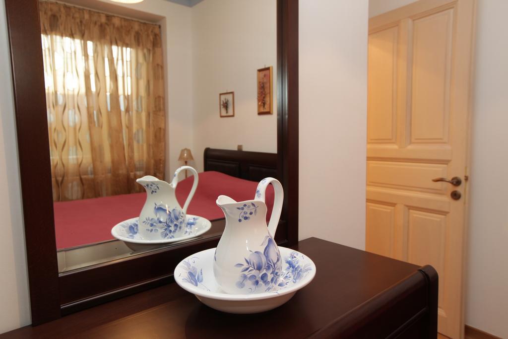 Avgerinos Hotel Kampochora  Bilik gambar